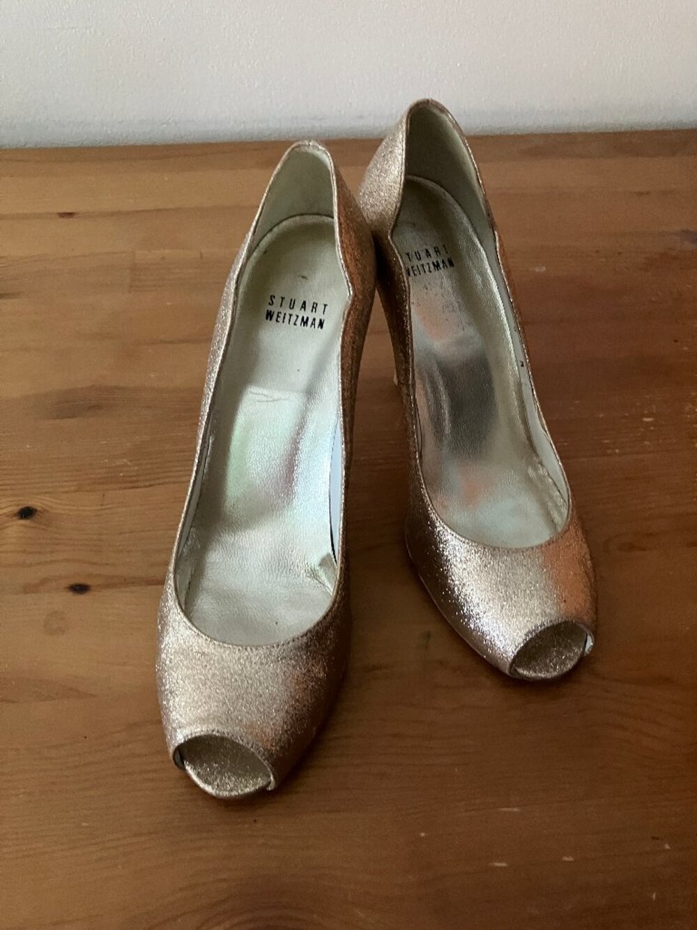 STUART WEITZMAN Ladies' Shoes Peep-toe pumps Leather Gold glitter finish Sz 8